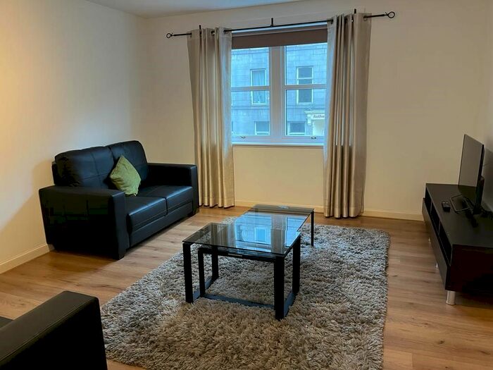 2 Bedroom Flat To Rent In King Street, City Centre, Aberdeen, AB24