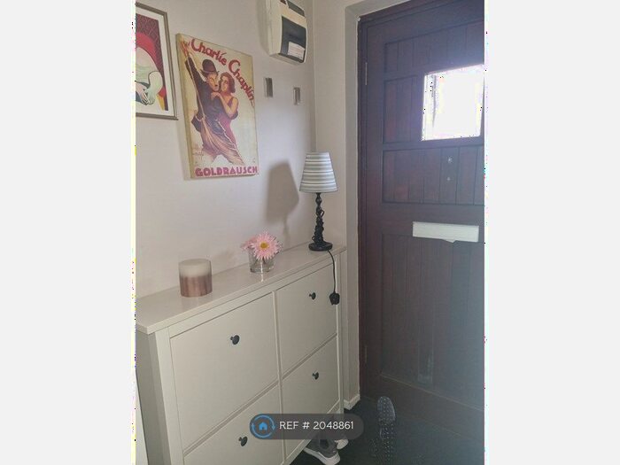 1 Bedroom Maisonette To Rent In Queen Street, Brentwood, CM14