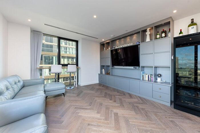 2 Bedroom Flat For Sale In Cashmere Wharf, Gauging Square, E1W
