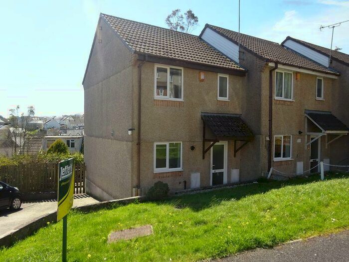 2 Bedroom House To Rent In Holywell Road, Liskeard, PL14