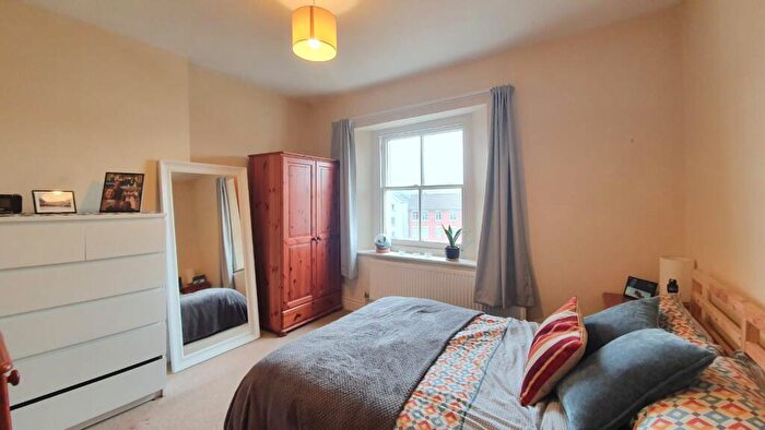 2 Bedroom Flat To Rent In Abbotsford Road, Redland, Bristol, BS6
