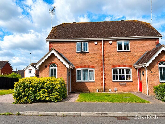 2 Bedroom Semi-Detached House To Rent In Rushmoor Drive, CM7