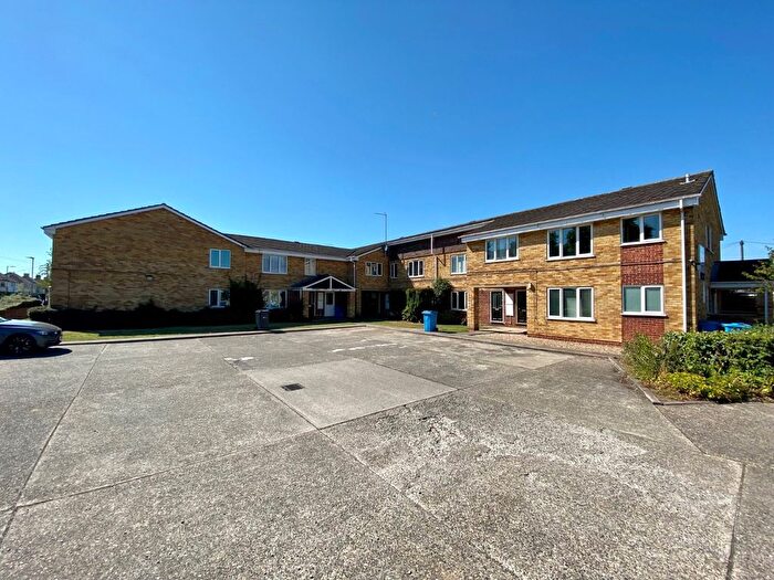 1 Bedroom Flat To Rent In Bronte Court, Haworth Park, Hull, East Yorkshire, HU6