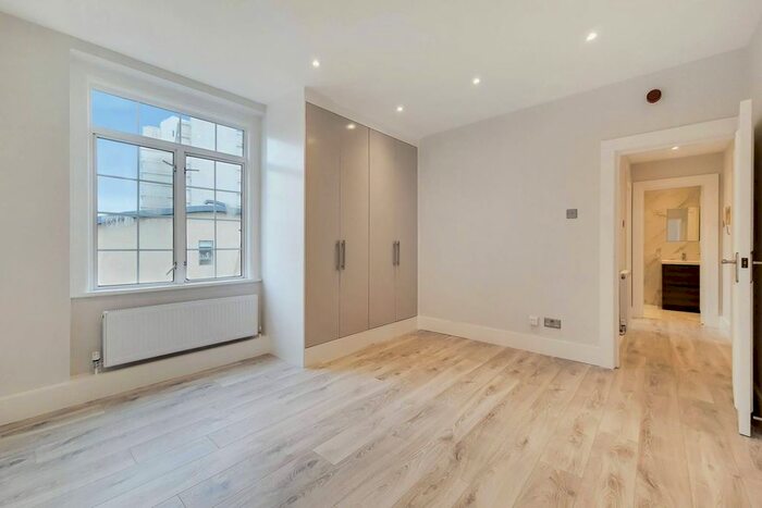 Studio To Rent In Harrowby Street, Marylebone, London, W1H