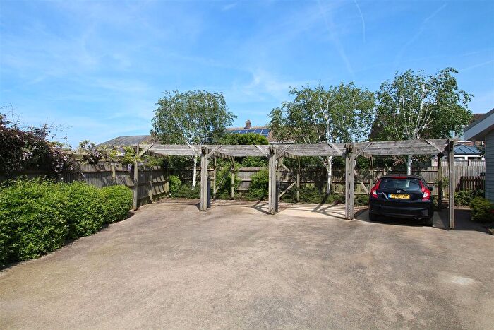 3 Bedroom Terraced House For Sale In Litten Terrace, Chichester, PO19