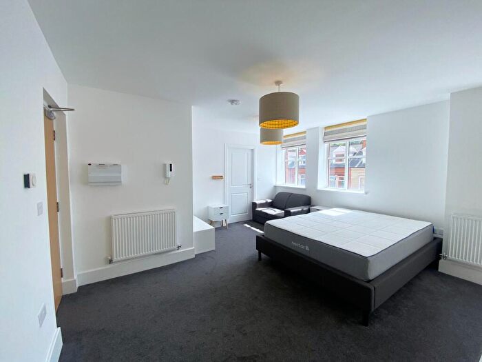 Studio To Rent In Cowper Street, Aylestone, Leicester, LE2