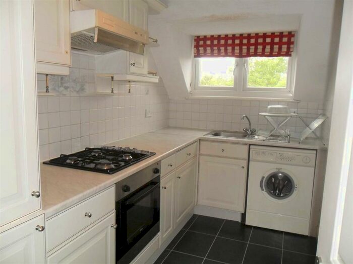 2 Bedroom Flat To Rent In Holly Grange, , Sale, M33