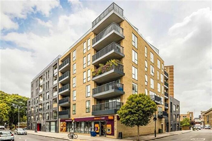2 Bedroom Flat To Rent In Valentine Apartment, Southwark, Weston Street, London, SE1