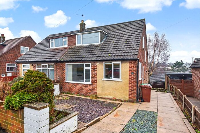 3 Bedroom Bungalow For Sale In Westroyd, Pudsey, West Yorkshire, LS28