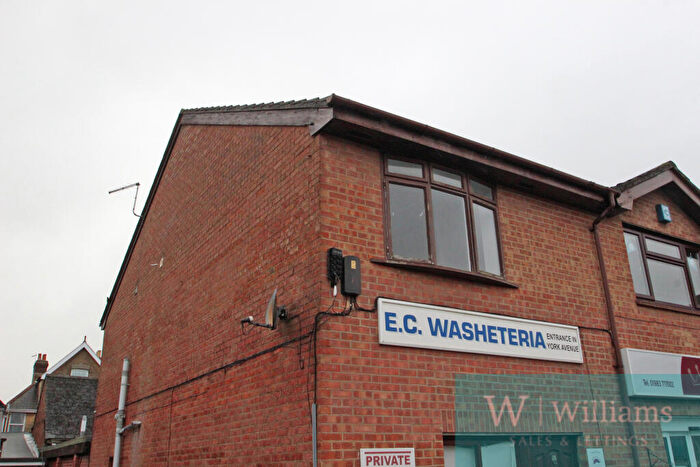 1 Bedroom Apartment For Sale In Flat, Ward House, Well Road, East Cowes, Isle Of Wight, PO32