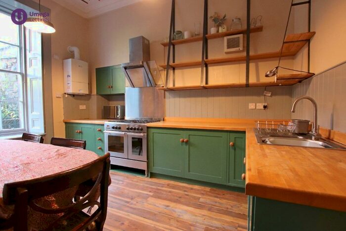 4 Bedroom Flat To Rent In Grove Street, Haymarket, Edinburgh, EH3