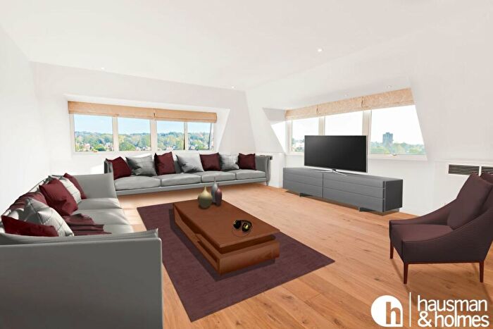 3 Bedroom Flat To Rent In White Lodge, Golders Green, NW11