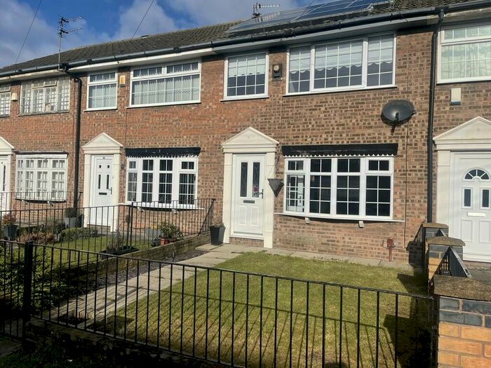 3 Bedroom Semi-Detached House To Rent In Beryl Walk, Liverpool, L10