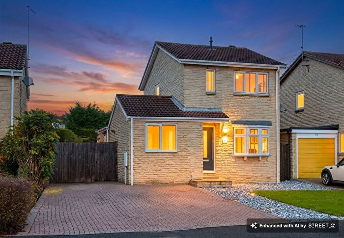 3 Bedroom Detached House For Sale In Rhodesia Road, Chesterfield, S40