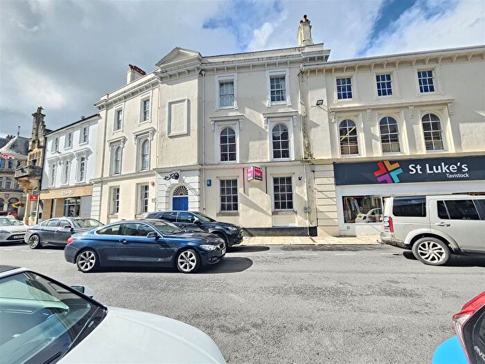 2 Bedroom Flat For Sale In Newmarket Court, Tavistock, PL19