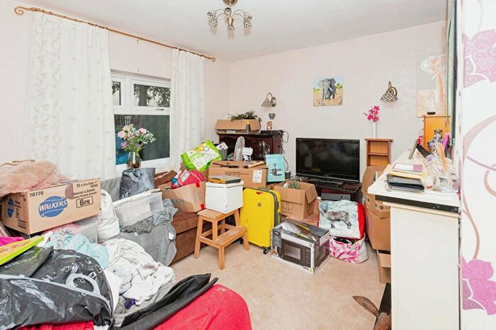 2 Bedroom Semi-Detached House For Sale In Rose Hill Road, Ashton-under-Lyne, OL6