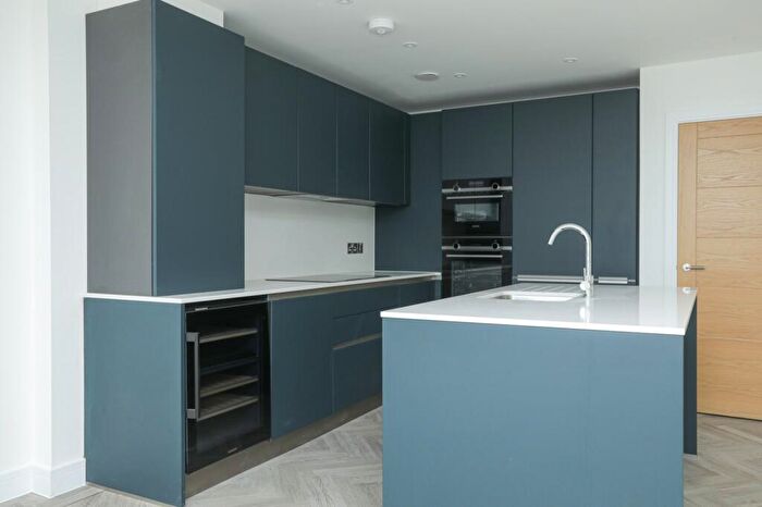 2 Bedroom Flat For Sale In The Fairways, Convent Road, Broadstairs, Kent, CT10