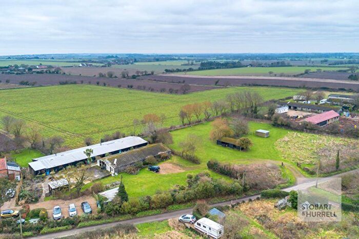 6 Bedroom Barn Conversion For Sale In Barron Lodge, Grub Street, Happisburgh, Norfolk, NR12