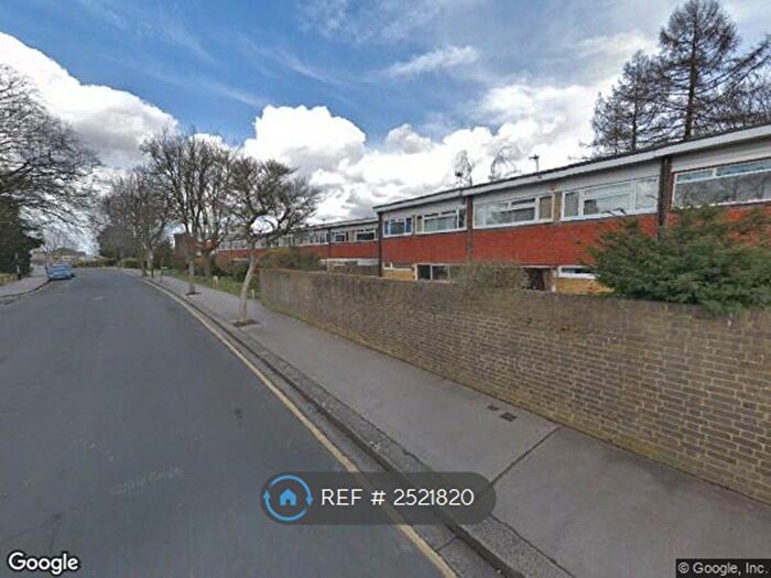 3 Bedroom Terraced House To Rent In Park Hill Rise, Croydon, CR0