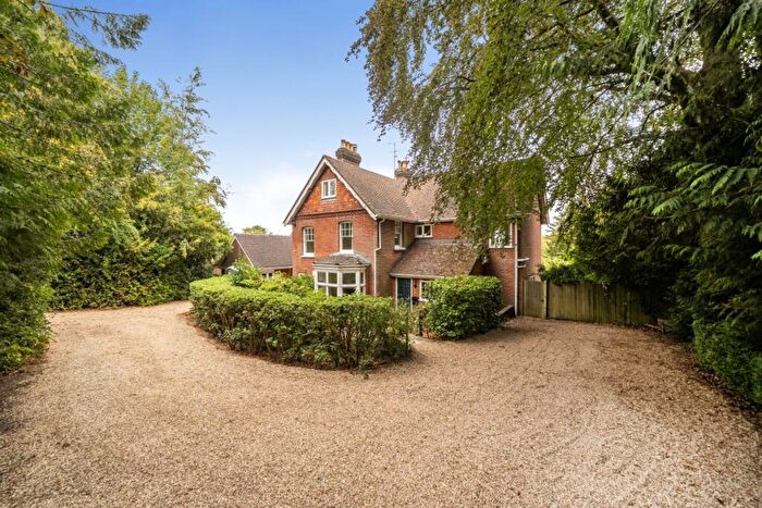 6 Bedroom Detached House To Rent In St. Cross Road Winchester, SO23