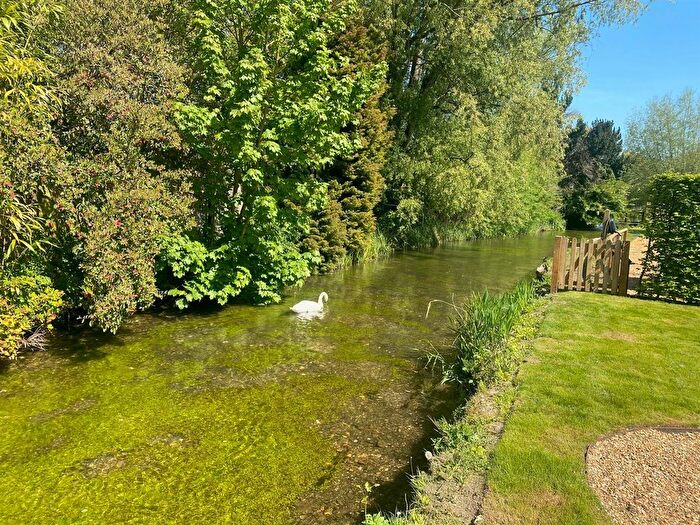 4 Bedroom Town House To Rent In Clarendon Terrace, Stockbridge, SO20