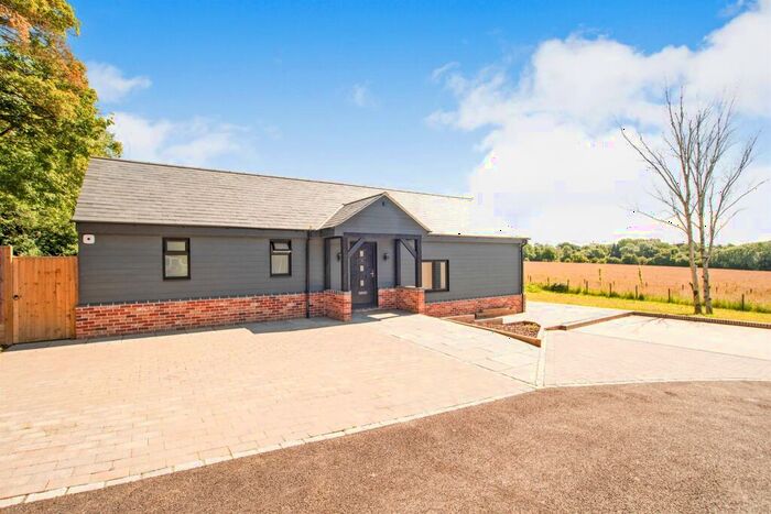 2 Bedroom Detached Bungalow For Sale In Shantock Lane, Bovingdon, Hemel Hempstead, HP3