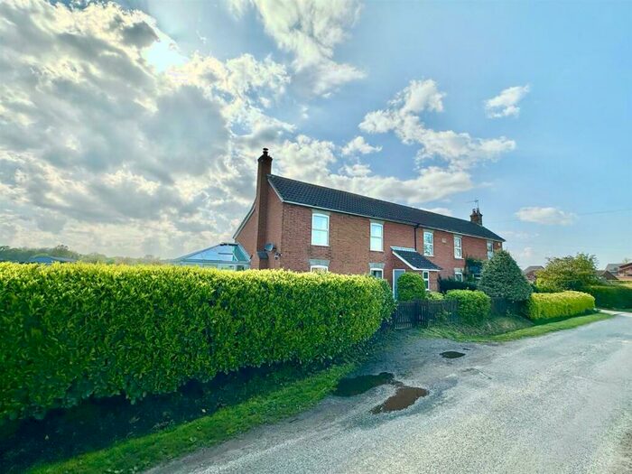 4 Bedroom Semi-Detached House For Sale In Fleggburgh, NR29