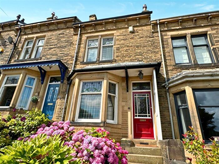 3 Bedroom Terraced House For Sale In Green Head Lane, Keighley, BD20