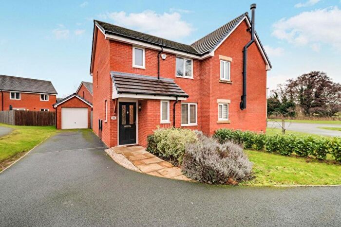 3 Bedroom Semi-Detached House For Sale In Ellis Close, Shavington, Crewe, CW2