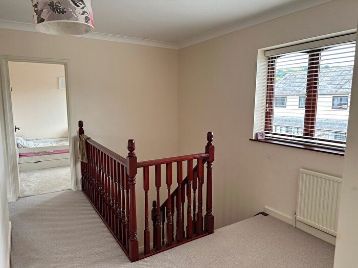 4 Bedroom Detached House For Sale In Maescelyn, Talley, Llandeilo, SA19