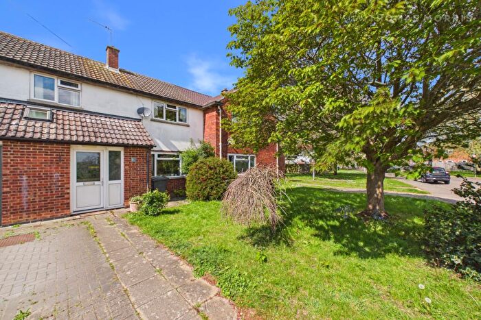 3 Bedroom Terraced House For Sale In Churchill Avenue, Wyton, Huntingdon, Cambridgeshire, PE28