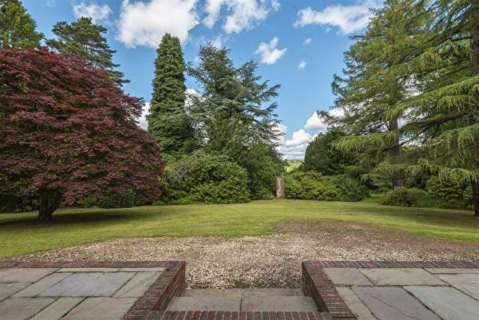 5 Bedroom Detached House To Rent In Penwith Drive, Haslemere, GU27