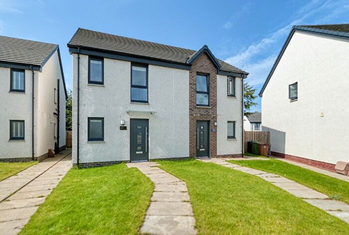 2 Bedroom Semi-Detached House For Sale In Hillhead Crescent, Mauchline, Ayrshire, KA5