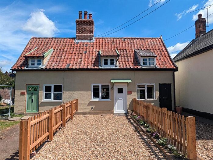 2 Bedroom Terraced House For Sale In Church Street, Occold, Eye, IP23