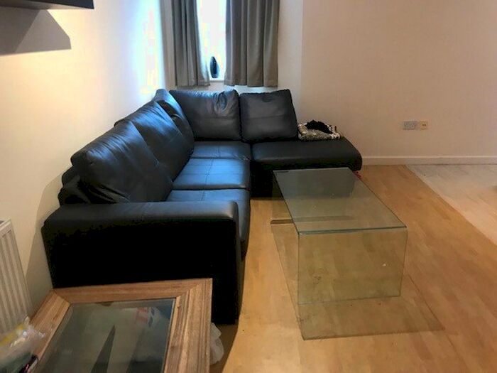 4 Bedroom Flat To Rent In Cowley Road, Oxford, Oxford, OX4