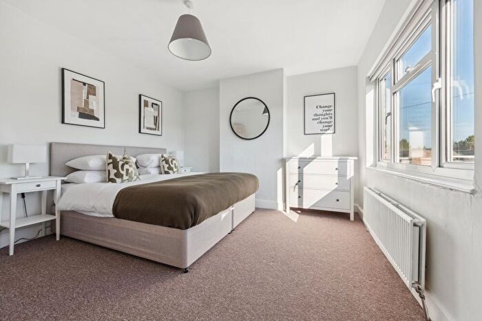 3 Bedroom Semi-Detached House To Rent In Farm Road, Henley-On-Thames, Oxfordshire, RG9