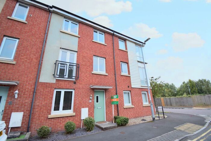 4 Bedroom House To Rent In Alicia Way, Newport, NP20