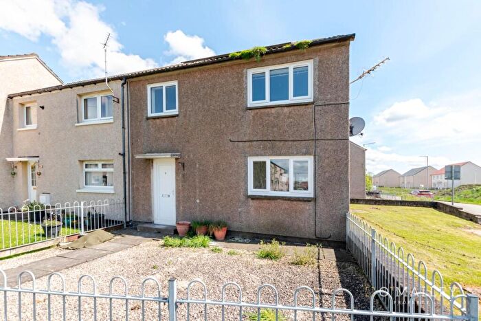 3 Bedroom End Of Terrace House To Rent In Leven Court, Alloa, FK10