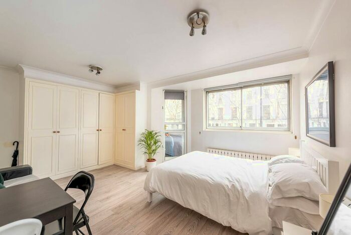 Studio To Rent In Sherbourne Court, Earls Court, London, SW5