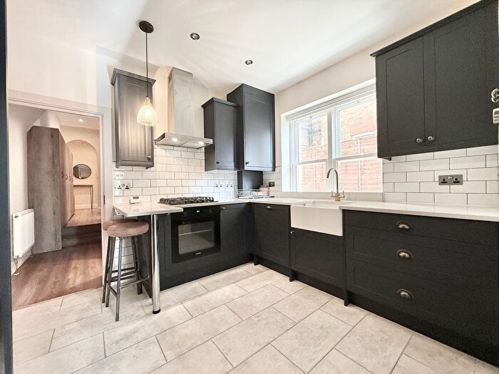 2 Bedroom Flat To Rent In Randolph Avenue, W9