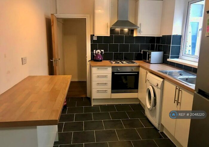 4 Bedroom Terraced House To Rent In Western Street, Swansea, SA1