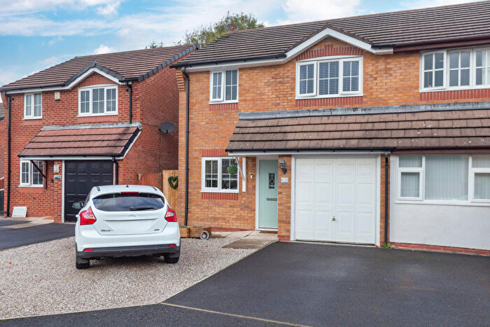 3 Bedroom Semi-Detached House For Sale In Finney Park Drive, Preston, PR2