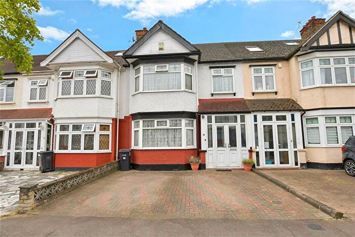 3 Bedroom Terraced House For Sale In Headley Drive, Ilford, Essex, IG2