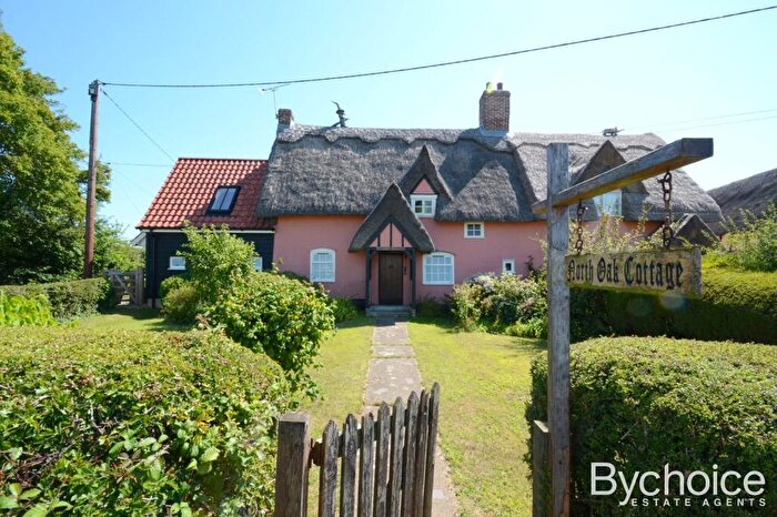 3 Bedroom Cottage To Rent In The Causeway, Hitcham, IP7