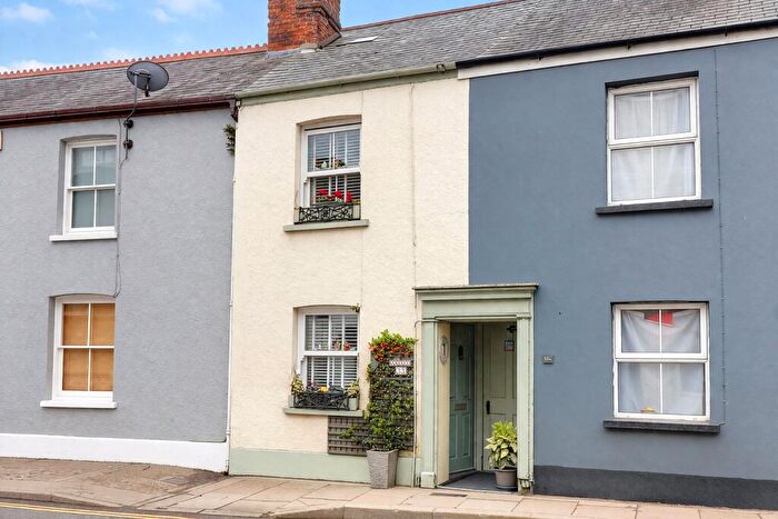 2 Bedroom Terraced House For Sale In New Street, Torrington, Devon, EX38