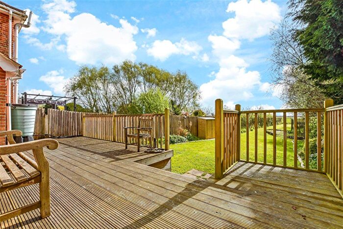3 Bedroom Link Detached House For Sale In Robin Hood Lane, Lydd, Romney Marsh, Kent, TN29