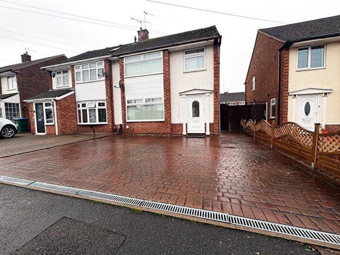 3 Bedroom Semi Detached House To Rent In Bletchley Drive, Allesley Park, Coventry, CV5