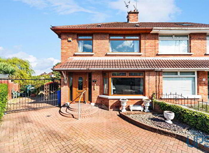3 Bedroom Semi-Detached House For Sale In Brenda Park, Belfast, BT11