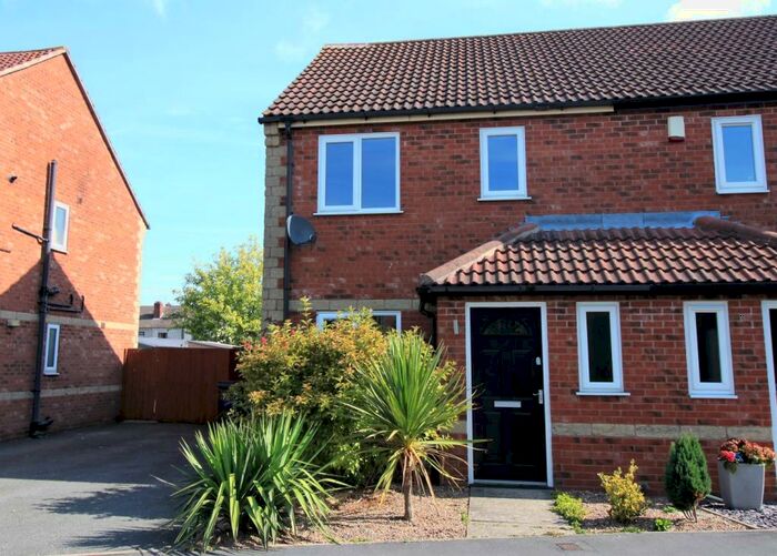 3 Bedroom Semi-Detached House To Rent In Kendrick Close, Coalville, LE67