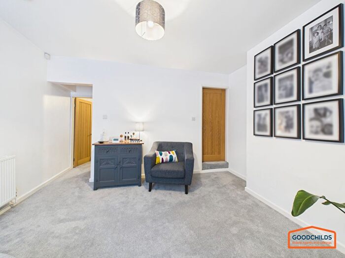 2 Bedroom Semi-Detached House For Sale In Hednesford Road, Brownhills, WS8